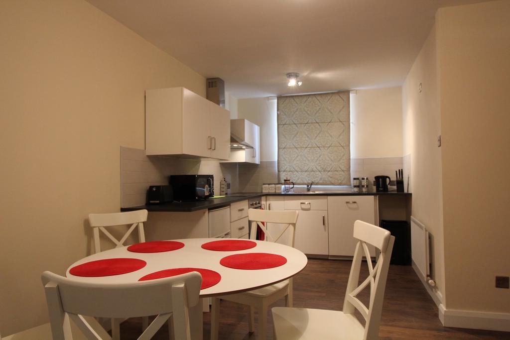 Salisbury Renovated Apartment เบลฟาสต์ ภายนอก รูปภาพ