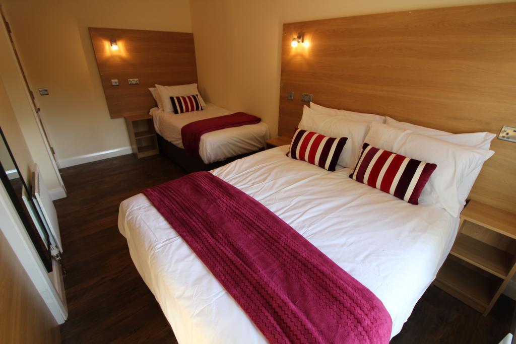 Salisbury Renovated Apartment เบลฟาสต์ ภายนอก รูปภาพ
